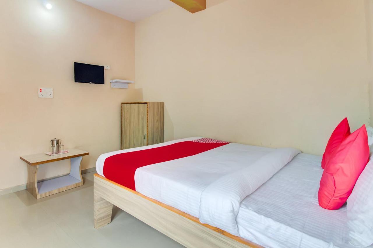 Oyo 48915 Chaitanya Green Park Otel Vani Dış mekan fotoğraf